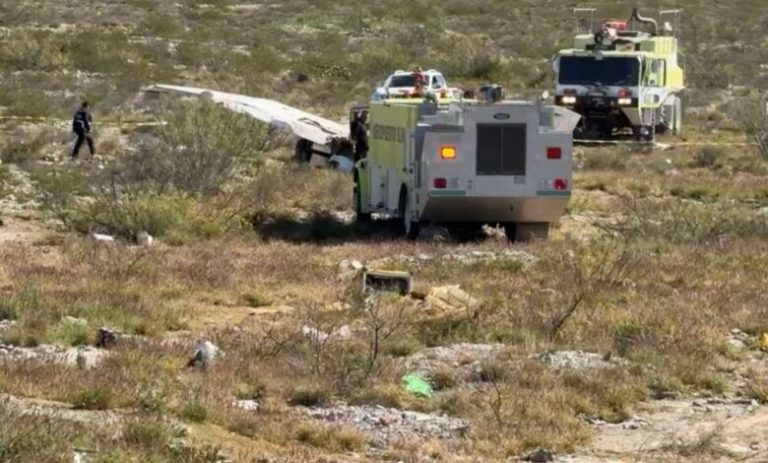 Se desploma avioneta en Coahuila: 4 muertos