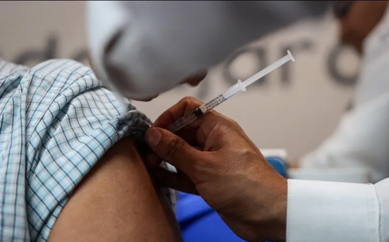 Jalisco, primer estado del país en comprar vacunas contra Covid-19