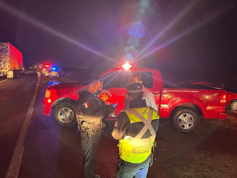 Cierran la México 15 por fuga de amoniaco en pipa