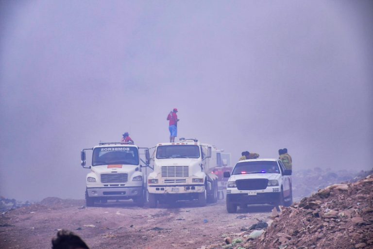 Se registra incendio de basurón municipal de Mazatlán