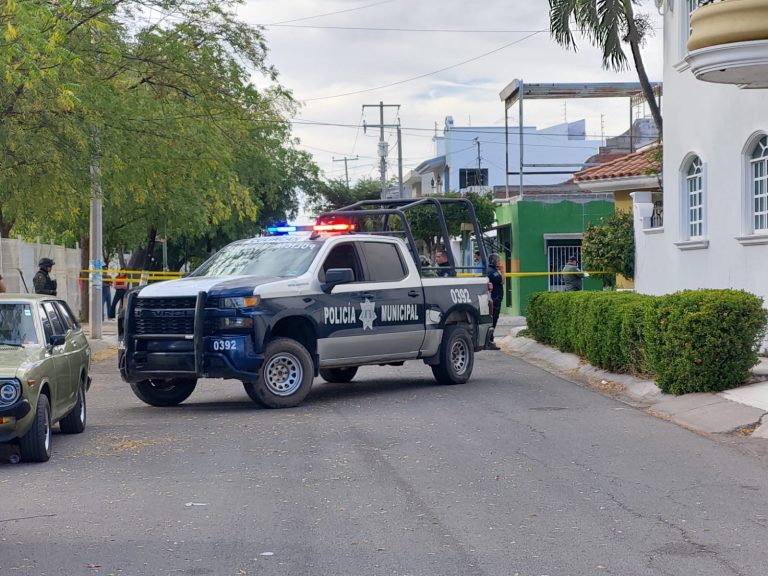 Asesinan a golpes a fotógrafo en Culiacán