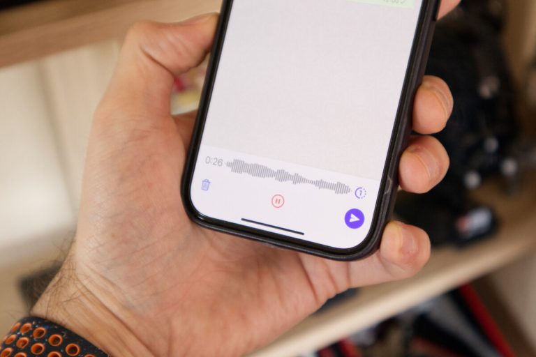 Nueva estafa en WhatsApp: empieza con una llamada
