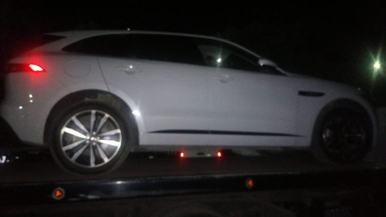 Decomisan en Culiacán tres vehículos con municiones