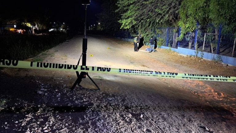 Lo encuentran muerto afuera de escuela primaria en la Progreso