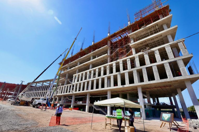 Visita Rocha Moya el Centro Nacional Salud Digna