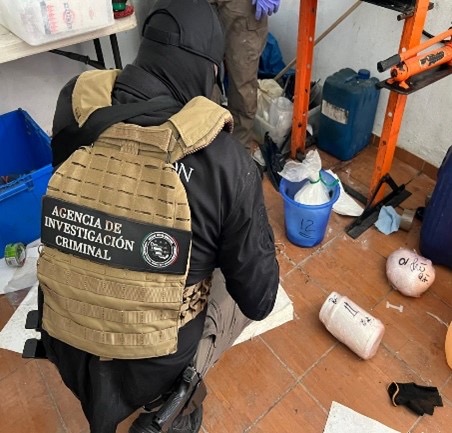 Asegura FGR droga y sustancias en otro cateo