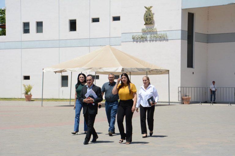 Difiere juez audiencia a funcionarios de la UAS