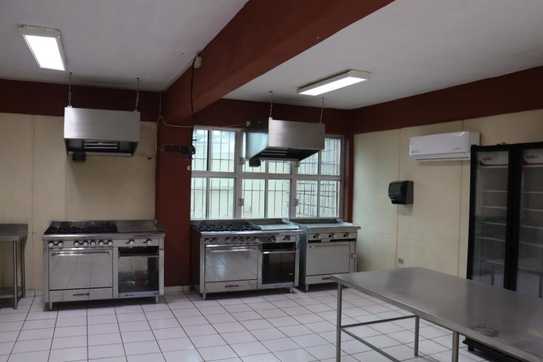 Abren primer albergue por lluvias