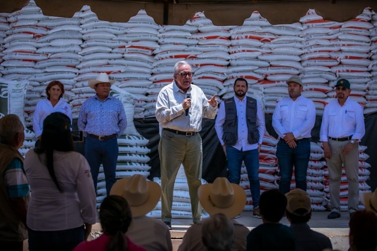 Arranca entrega de fertilizante gratuito en Badiraguato