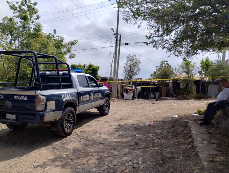 Lo ejecutan a balazos en su vivienda