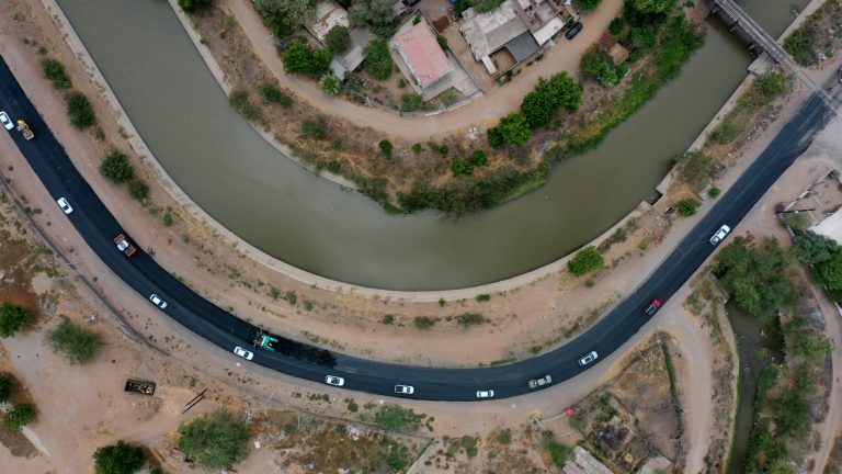 Contemplan otro puente sobre el Humaya