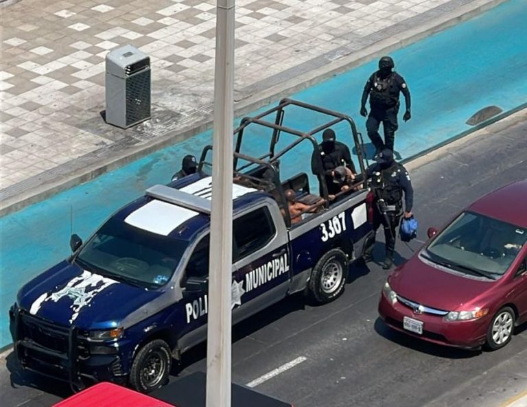 Lo arrestan por atacar a salvavidas