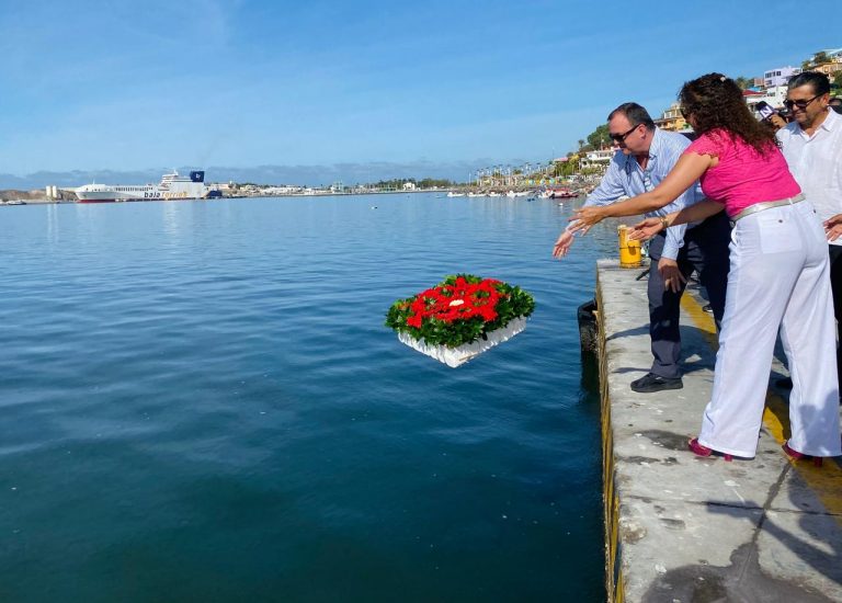 Conmemoran el Día de la Marina en Topolobampo