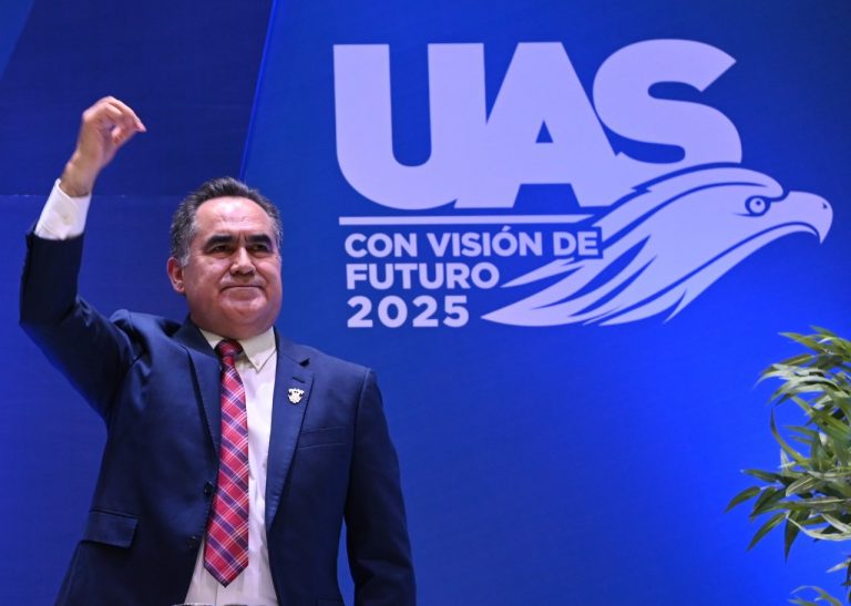 Madueña, electo por 4 años más en la UAS