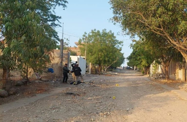 Un sujeto le disparó hasta dejarlo tirado