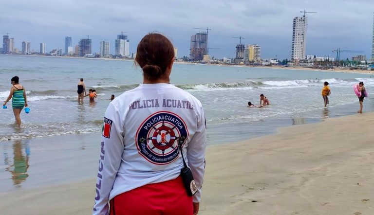 Alerta en playas por mar de fondo