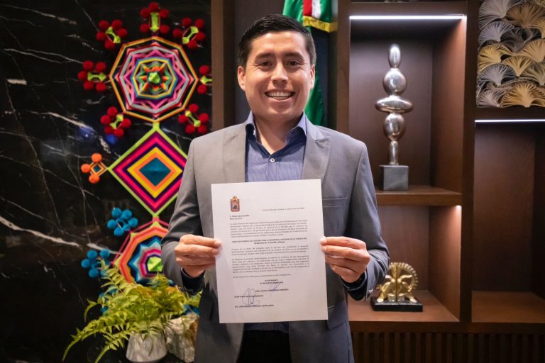 ‘Tumban’ a navolatense del DIF Culiacán; designan a regidor