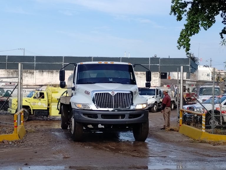 Evacuan 4 colonias en Culiacán al explotar 20 carros con gas LP