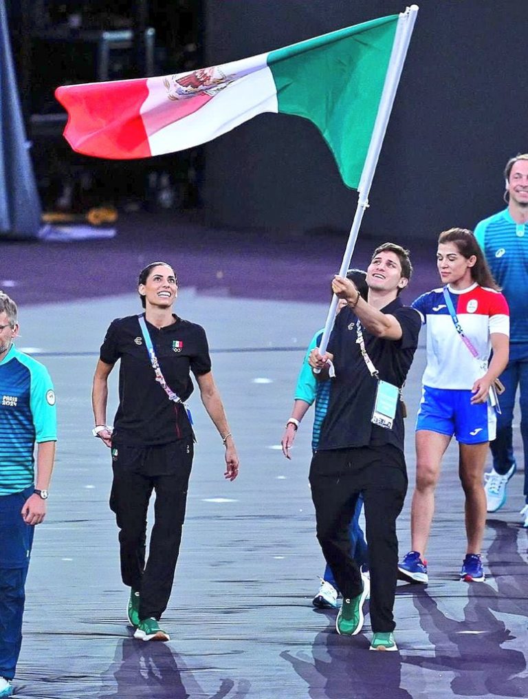 Luce Marco Verde como abanderado en Olímpicos