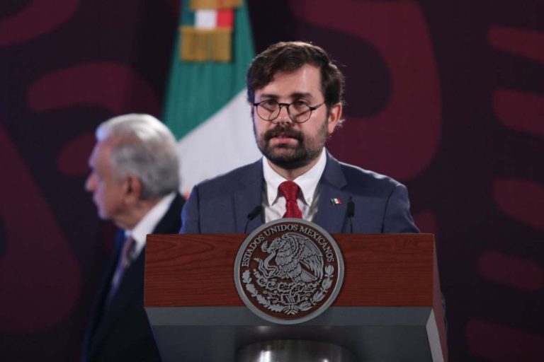 Pasa recomendado de AMLO de Cofepris a IMSS-Bienestar
