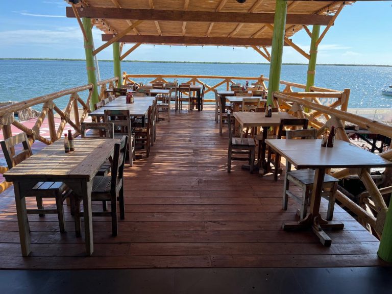 Inicia en Altata caída en las ventas restauranteras