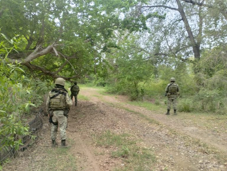 Lo localizan carbonizado en un río de Eldorado