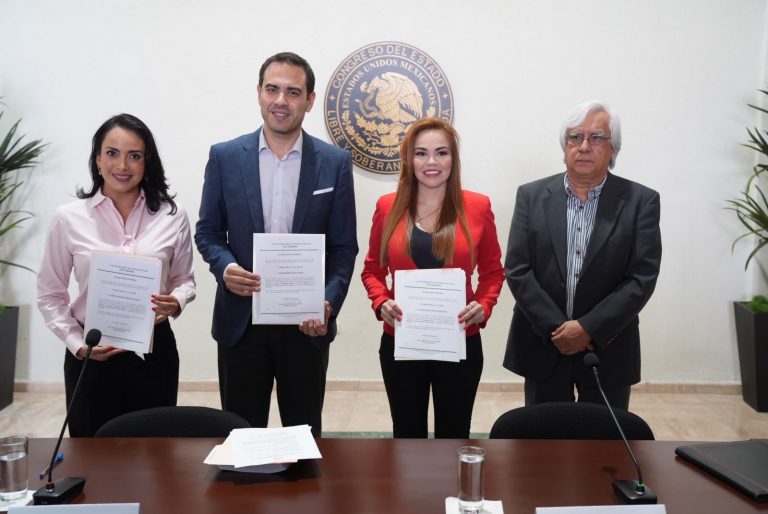 Se registran tres diputados del PRI ante el Congreso