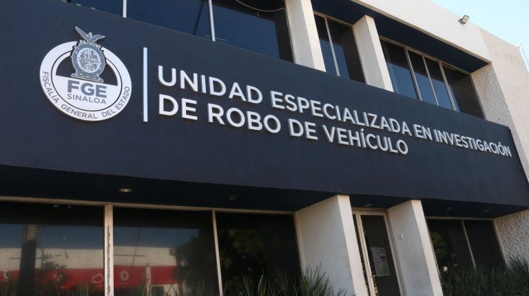 Recibe FGE 9 denuncian por robo de autos en Culiacán