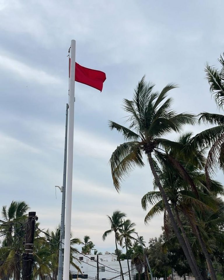 Cierran puerto de Altata; vientos hasta 70 km/h