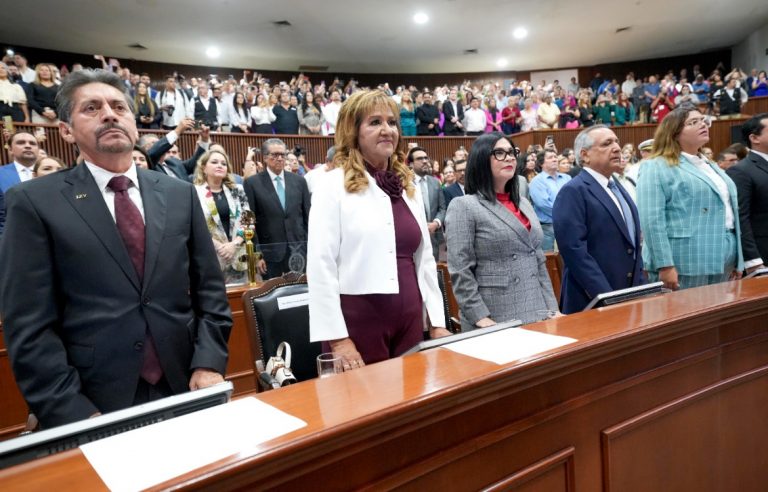 Llegan los nuevos diputados de Sinaloa