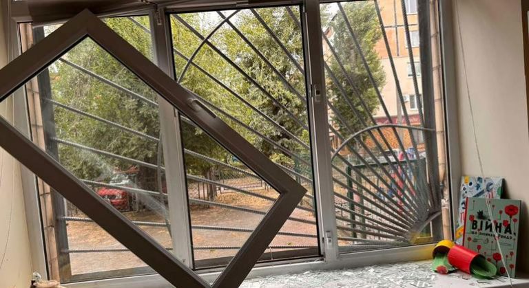 Dejan ataques rusos en Ucrania decenas de víctimas civiles