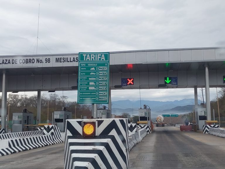 Reinician cobros casetas de peaje del sur