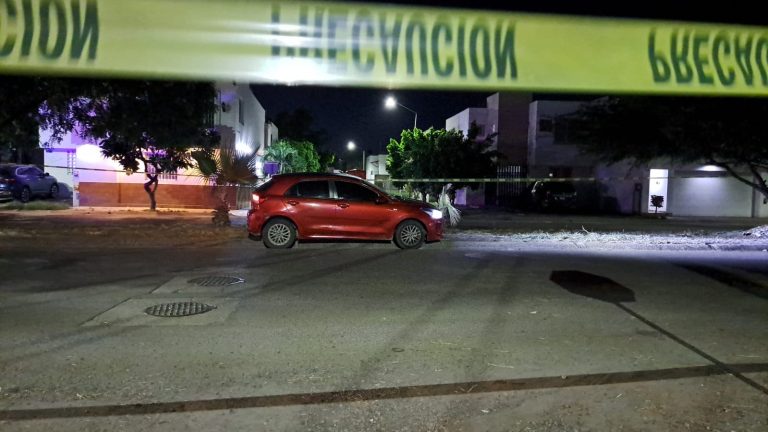 Balean a automovilista, pero no lo encuentran