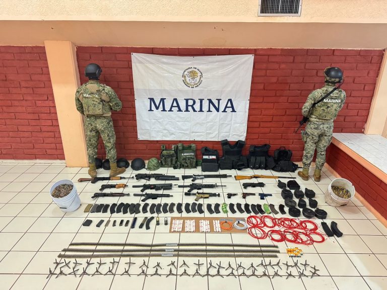 Decomisa Marina granadas y equipo táctico en Las Flores