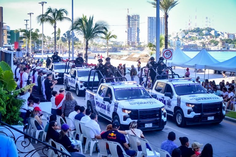 Festejos patrios transcurrieron en calma en Mazatlán