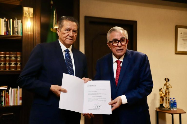 Asume Feliciano Castro secretaría General de Gobierno