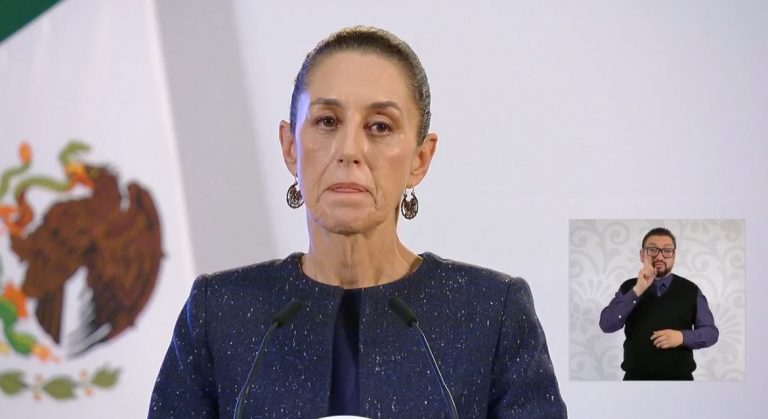 Firman iniciativa de ley para dar IMSS a trabajadores de plataformas digitales