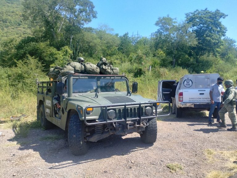 Reportan cadáver en Mocorito sobre la México 15