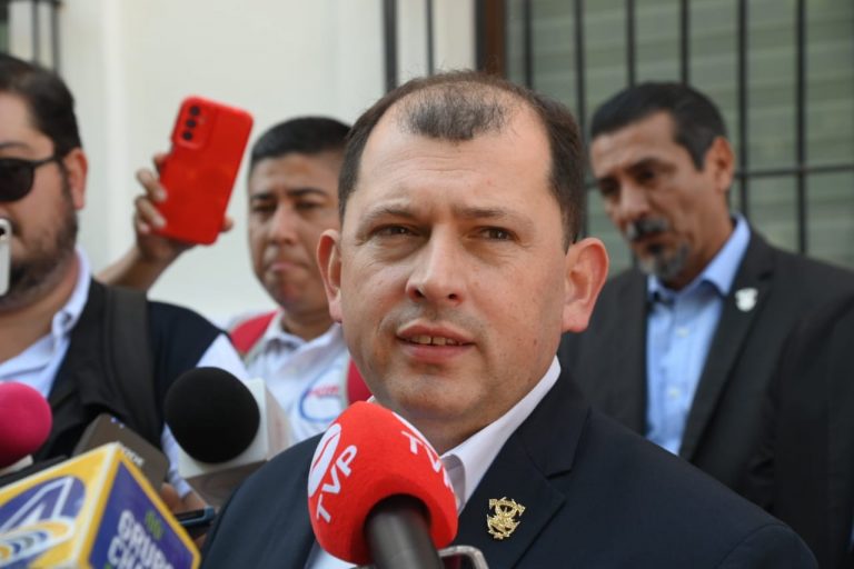 Tumban al ‘rector’ de la UAS, secretario queda al frente