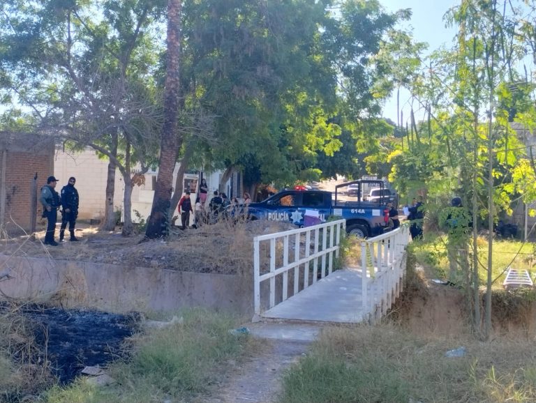 Hallan muerto en canal a anciano de la López Mateos