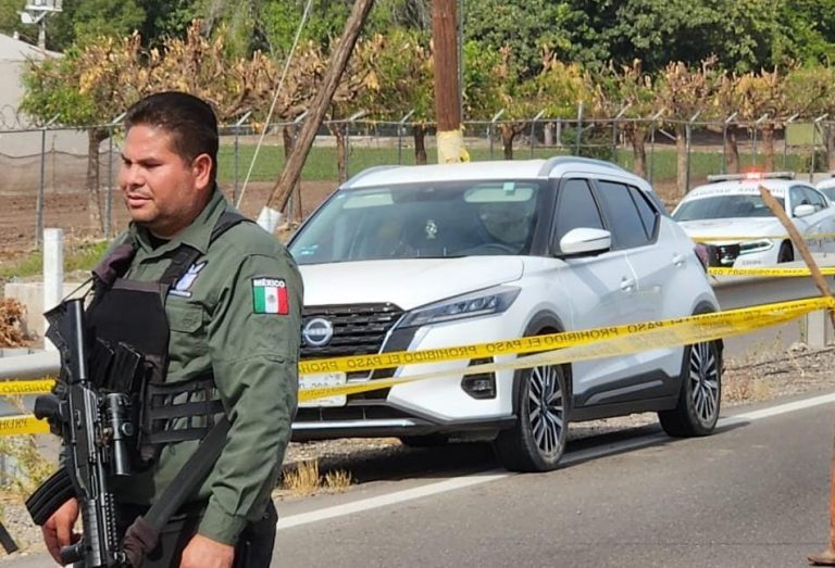 Son 6 los cuerpos encontrados a bordo de una camioneta