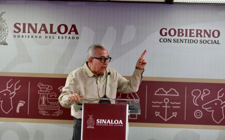 Nadie está saliendo de las corporaciones por presiones: Rocha