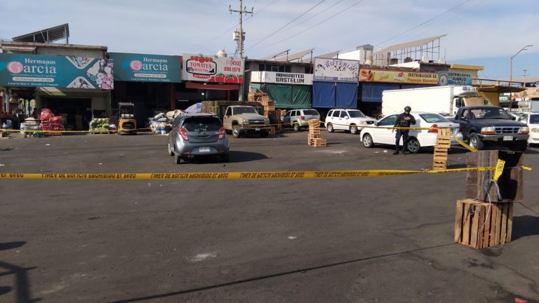 Se registra balacera en el Mercado de Abastos
