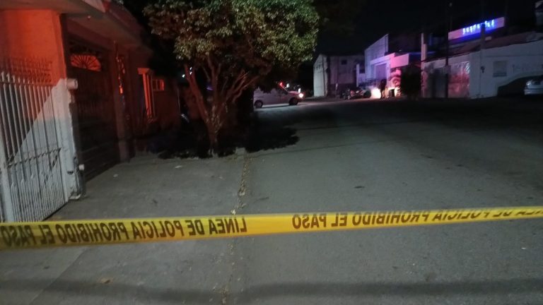 Deja 4 muertos y 4 heridos ataque a domicilio en Culiacán