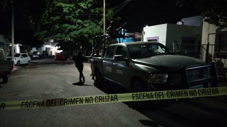 Es ejecutado afuera de una jugada