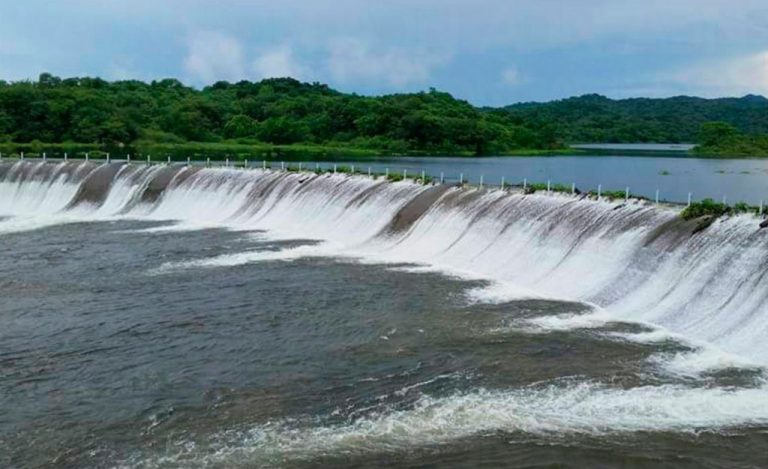 Ven benéfica reconversión en el uso del agua