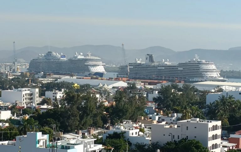 Despide Mazatlán 2024 con arribo de dos cruceros
