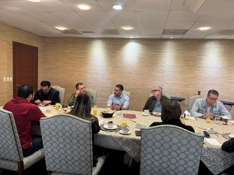 Evalúan Rocha y García Harfuch Noche Buena