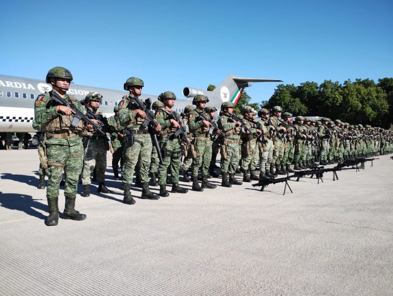 Llegan a Culiacán 200 agentes de Fuerzas Especiales