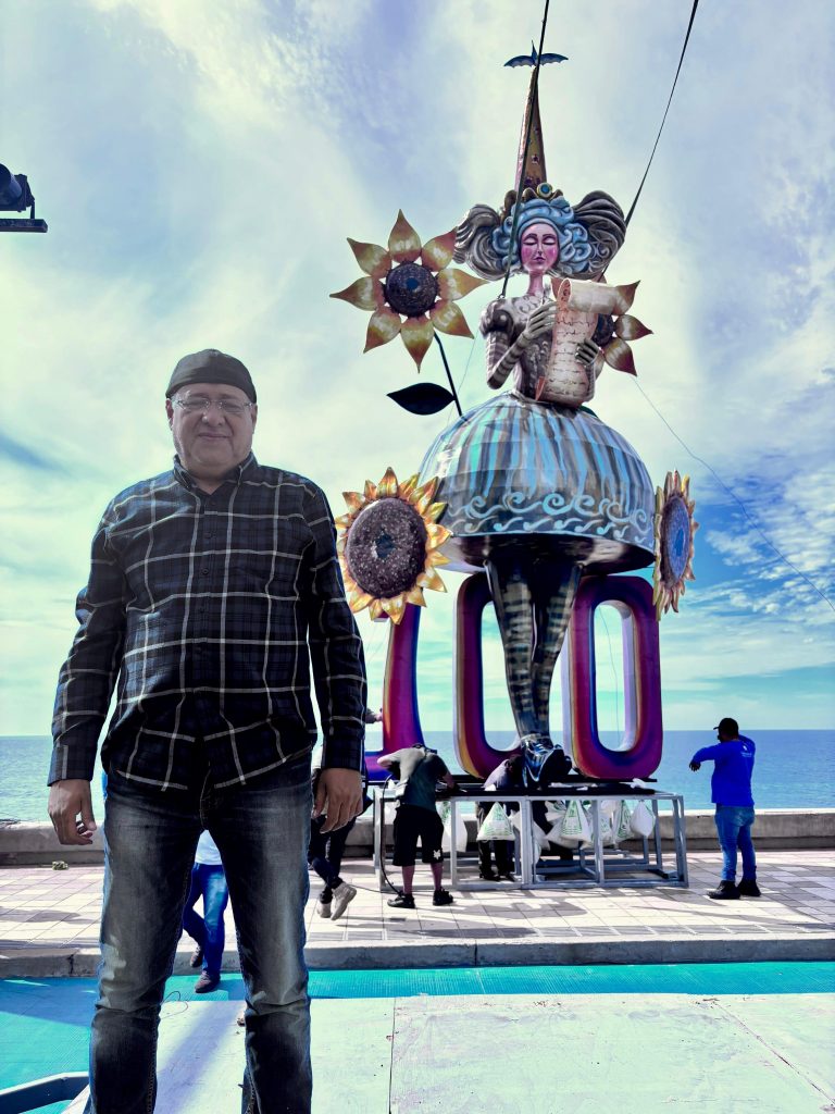 Monigote, por los 100 años de los Juegos Florales